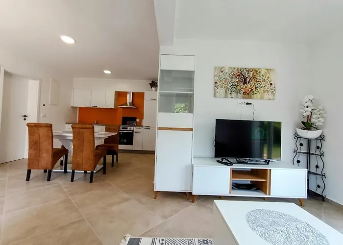 Apartma Lana