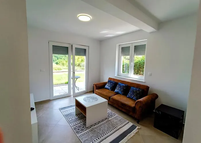 Apartma Lana
