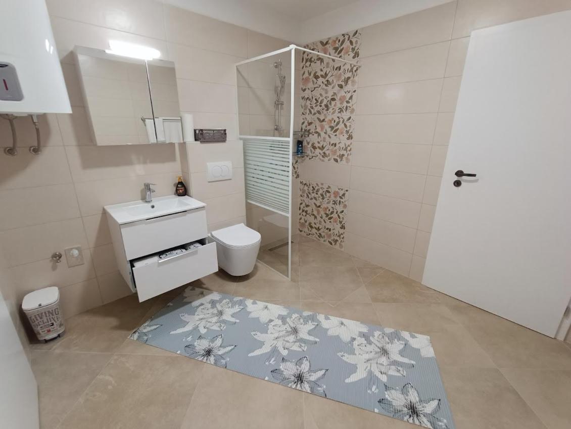 Apartment Apartma Lana *